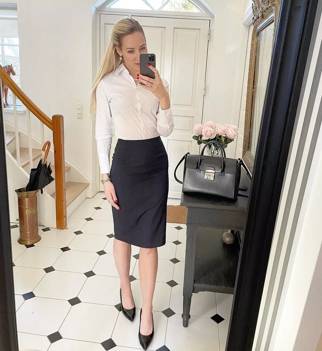 Ingrid Suhr Olsen posted by BOOOOOOOBIES