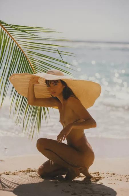 Inka Williams wearing only a hat by WantTo_WatchPorn