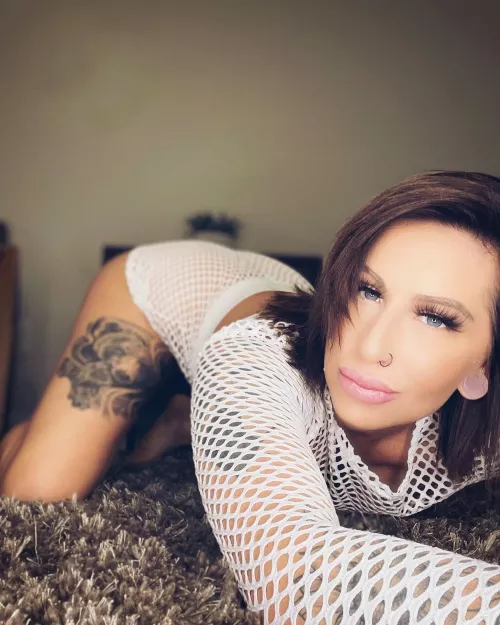 Insert witty headline. Link in bio by Atomic_Milf