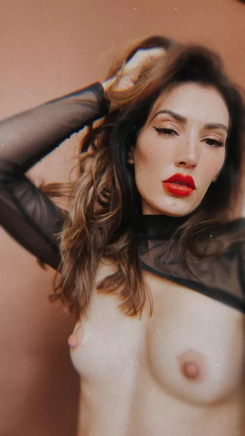 Inside friends? by heyellenhey