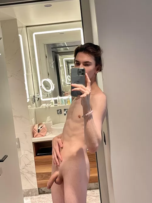 Inspect me from inside by trickyvlad