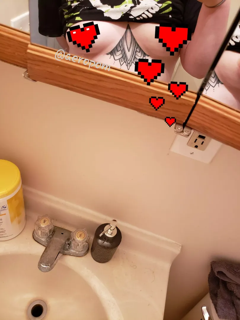 Instagram: aeropomm posted by lolatheavoidance