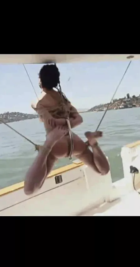 Interesting way to hangout by Terrify77