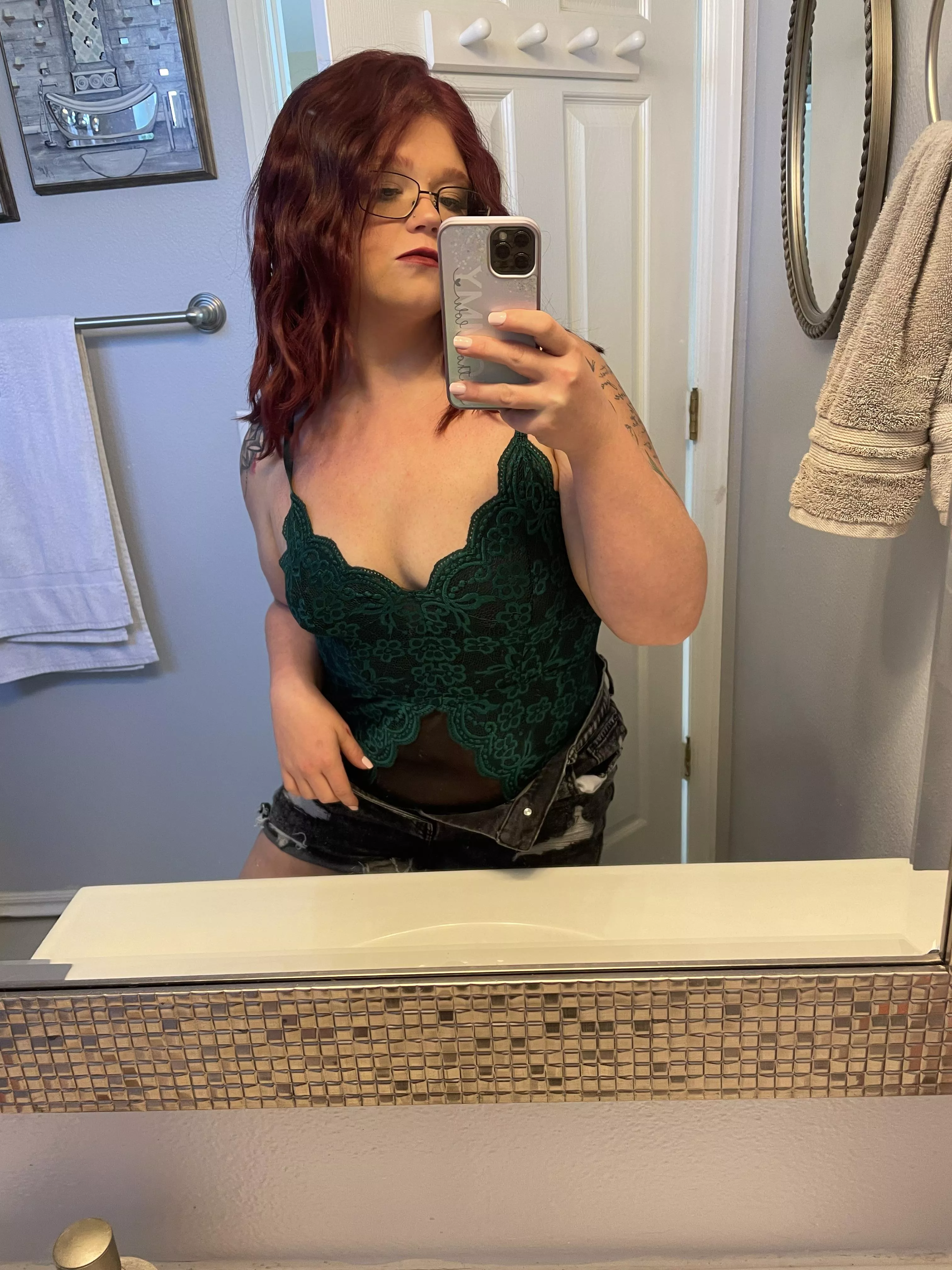 iPhones do it best though😙 posted by KayyBaby8383