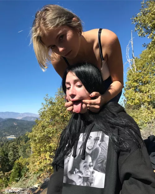 IRTR A helping hand by tenziel