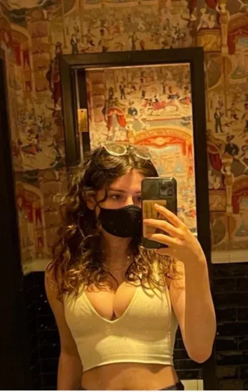 IRTR Bar selfie by PoundEconomy8747