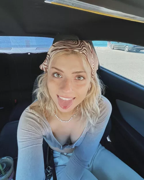 IRTR - She knows what she is doin by tomahawk-missile