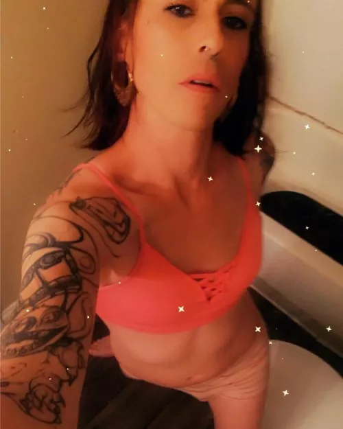 Is anyone here from Las Vegas and TransFemale like myself and into group play? by DeijahVu
