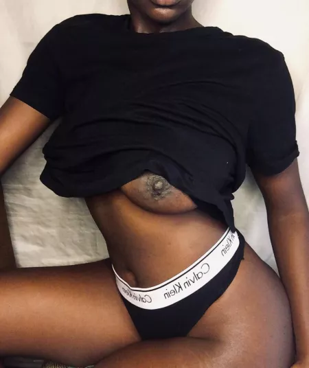 is it a small or medium waist?? by Goddesssteph97