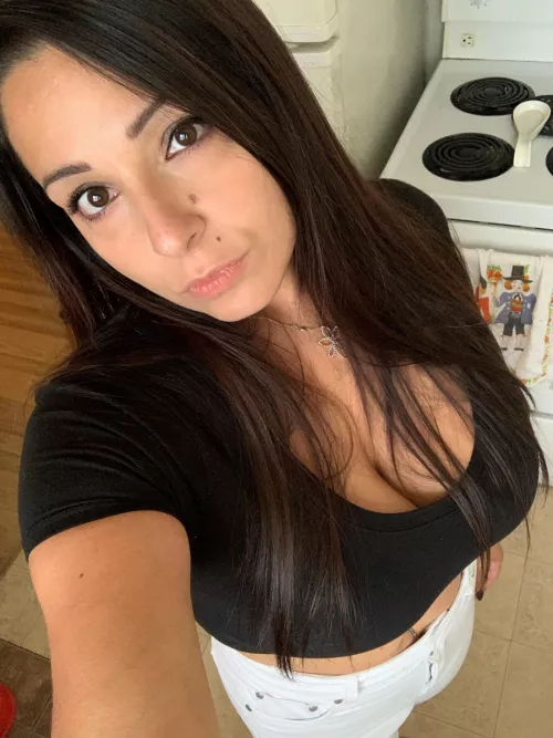 Is it hot in here, or is it just me? by SexyAngelinaSkye