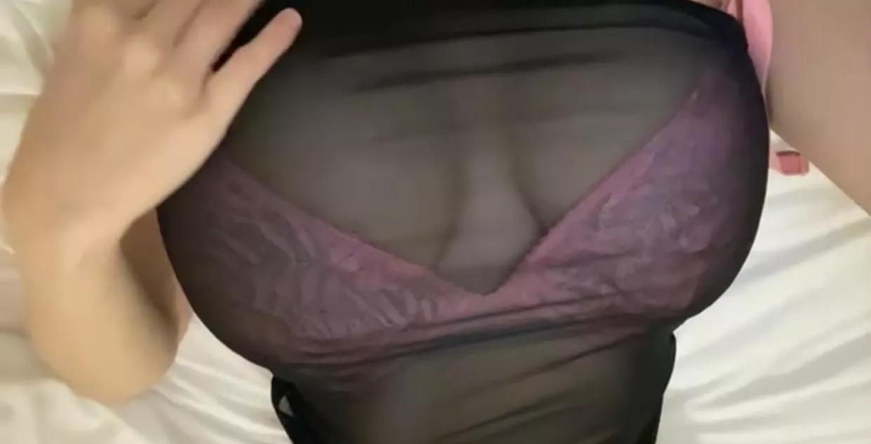 Is it ok to go to the mall in this top? posted by Safiyaababy