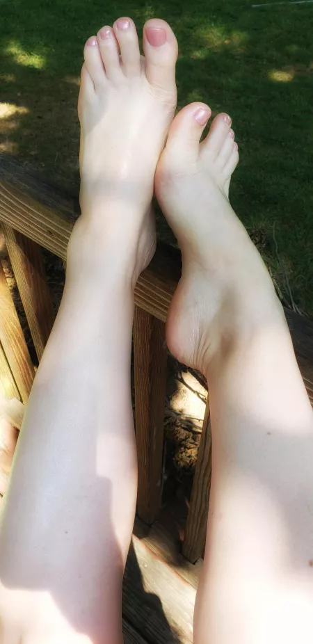 Is it okay if I rest my sweet feet in front of you? DM me or comment babe! 🤍 by faeriefoot16