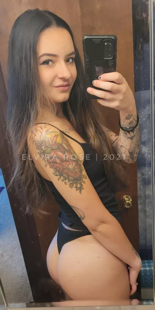 Is it smackable? 😜 by elvirarose_923