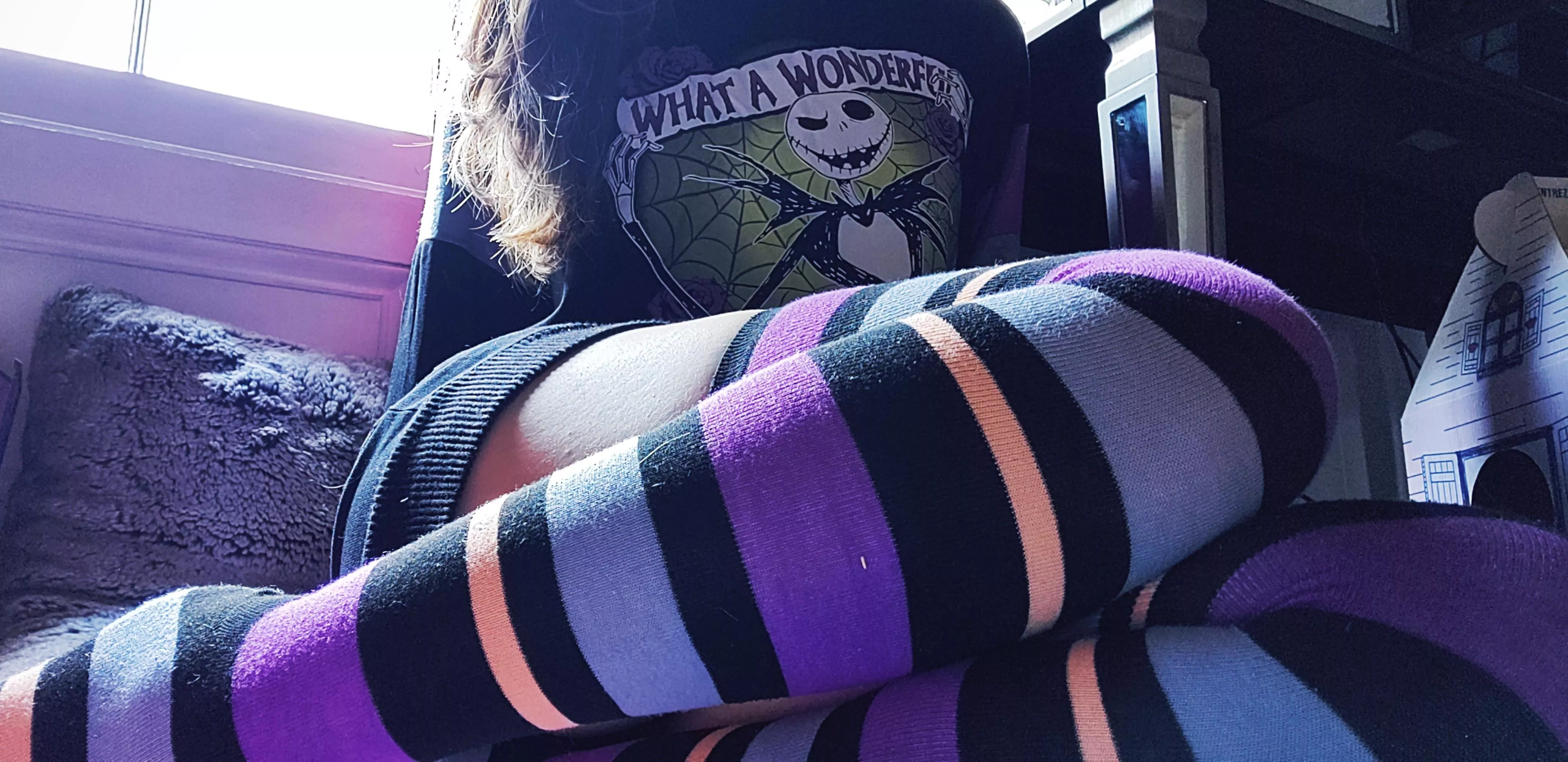 💜🧡 Is it spooky time yet? posted by LilyaIsAway