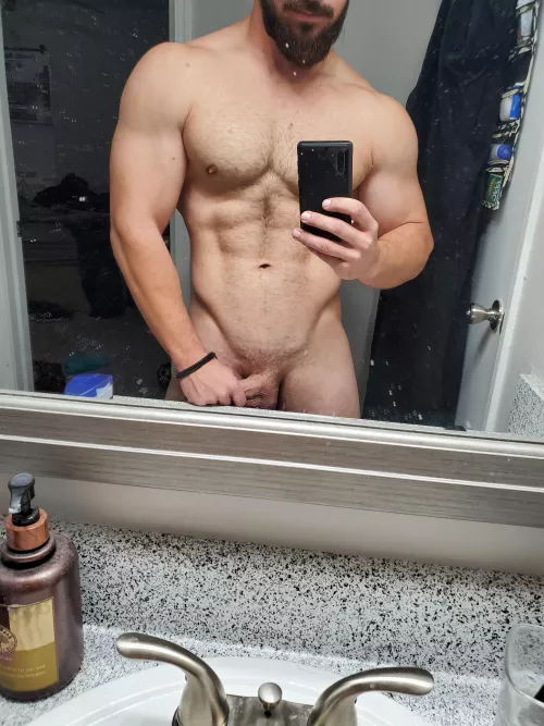 Is it the weekend yet🙃 by TheMizter21