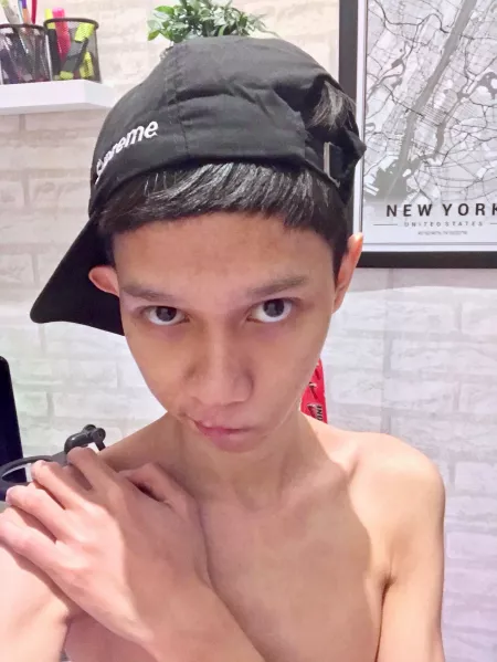 Is it true that ppl say I'm cute when I'm mad? ( Btw I swear I'm 20yo lol) by Christopher24x