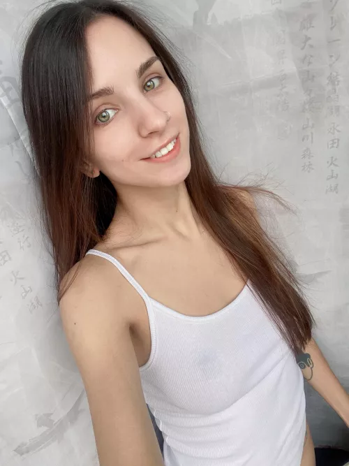 is me braless in this top enough to make you look twice? by lisa_joyce