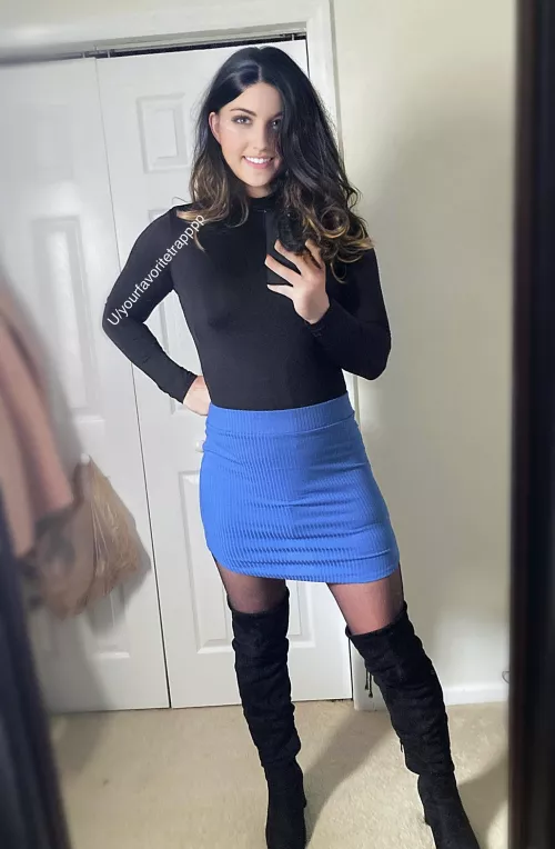 Is my bulge noticeable? by yourfavoritetrapppp