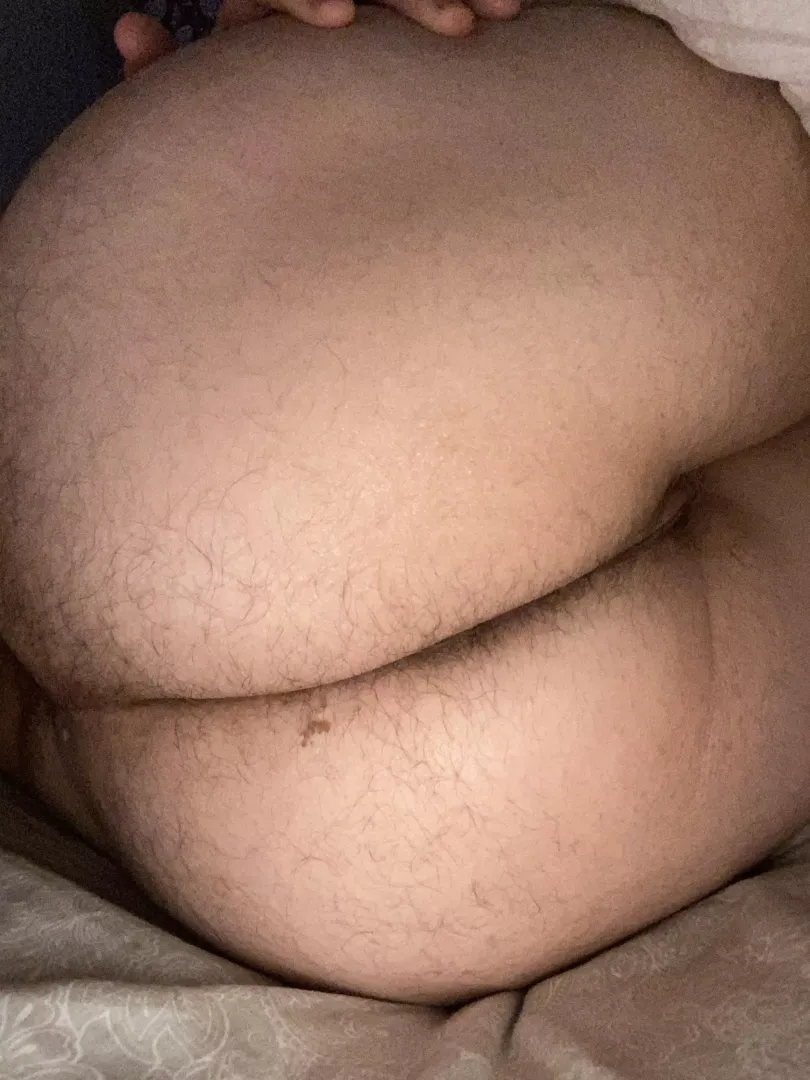 Is my butt cute enough? posted by dr3wb3ll926