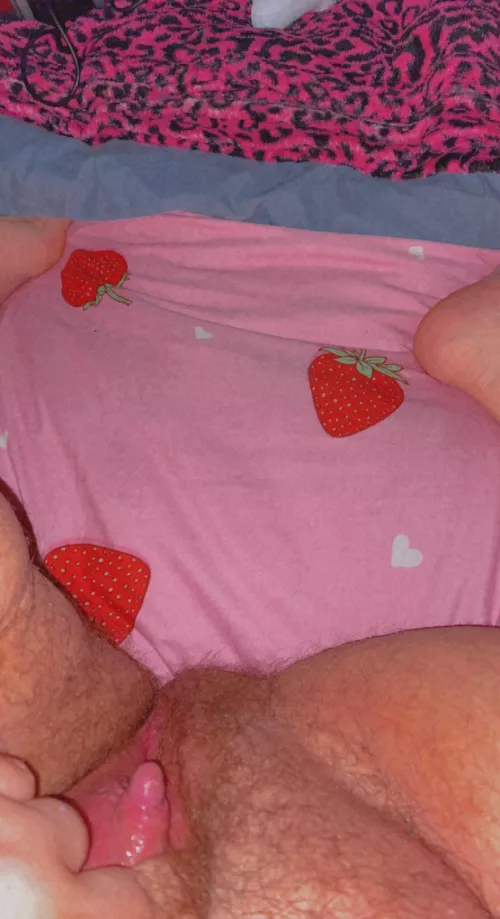 Is my clit big enough to post here? by LenaBeanNoodle