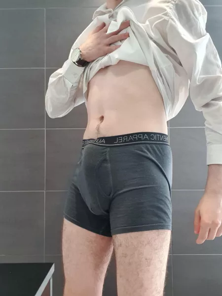 is my concealed weapon obvious? by experiment1698