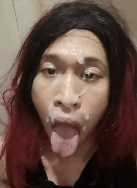 is my cum-plastered face pretty? 🥺 by justatallsissy