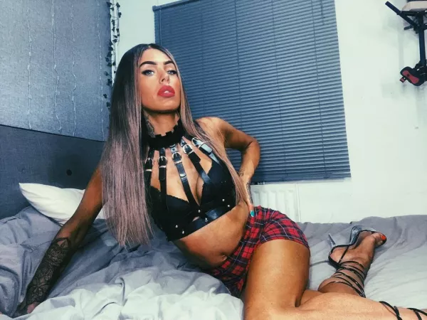 Is my skirt cute enough to keep on while you fuck me? by charlieeann