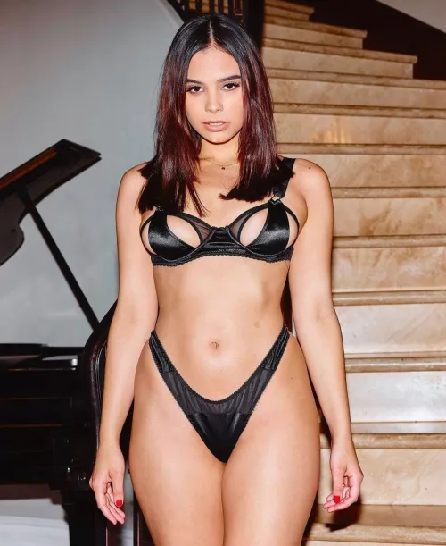 Is she coming back? 😍 by BennyB0043