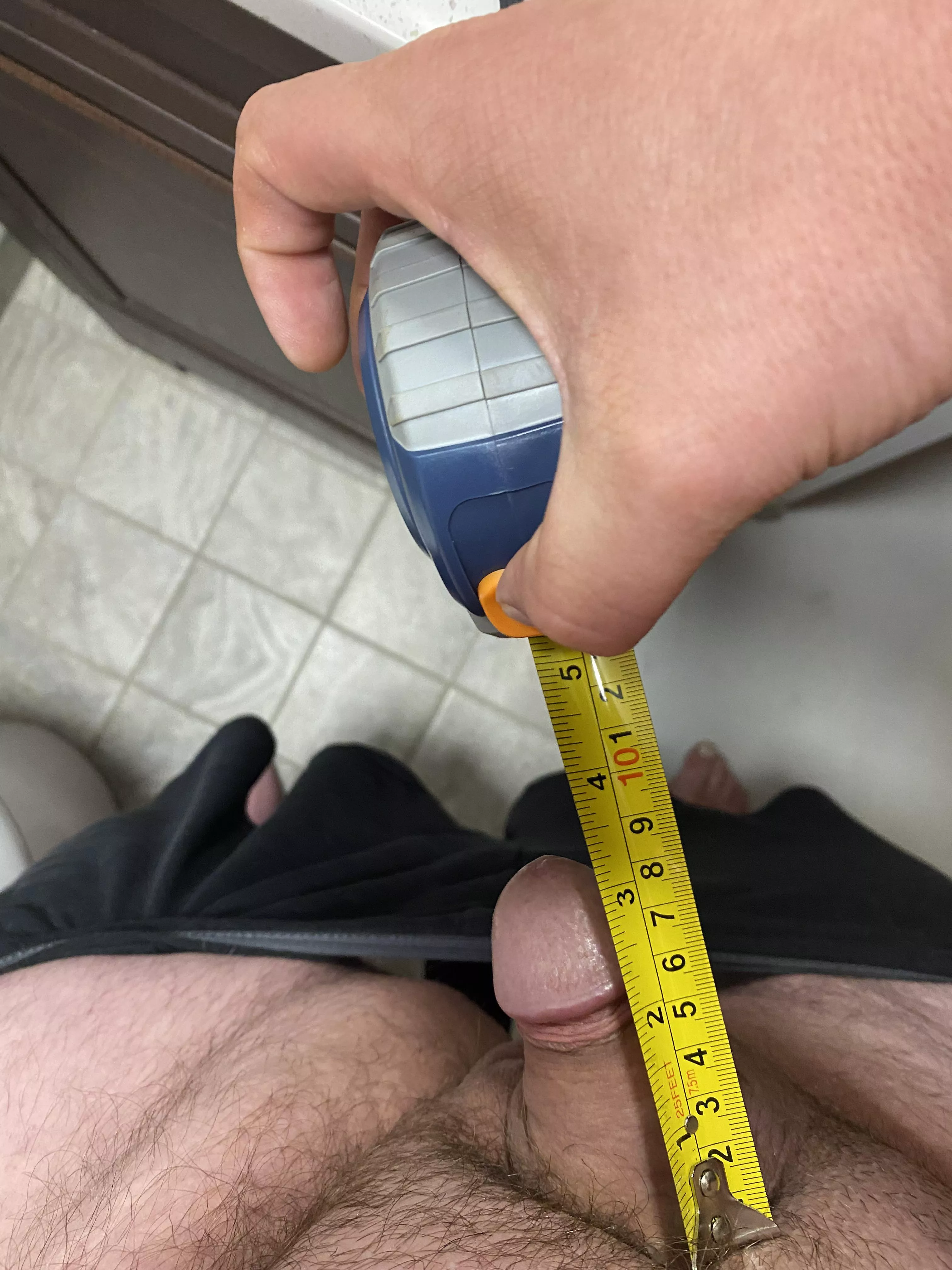 Is there anyone smaller? Not sure how I landed a wife posted by [deleted]