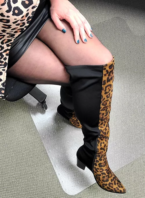 Is there enough visible ph to count? by NeedABossLikeHey