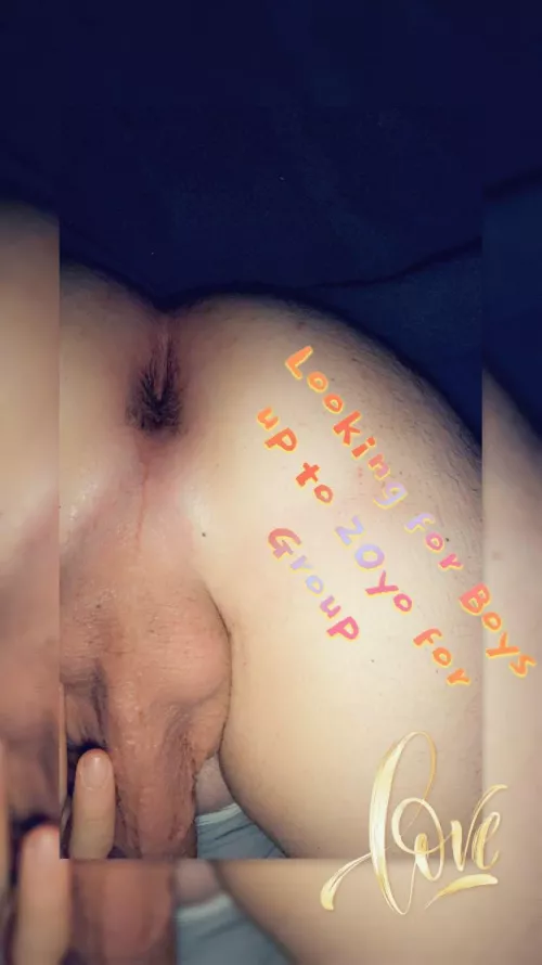 Is there somebody with suggestions? (Ignore txt) by Mr_Gotti17