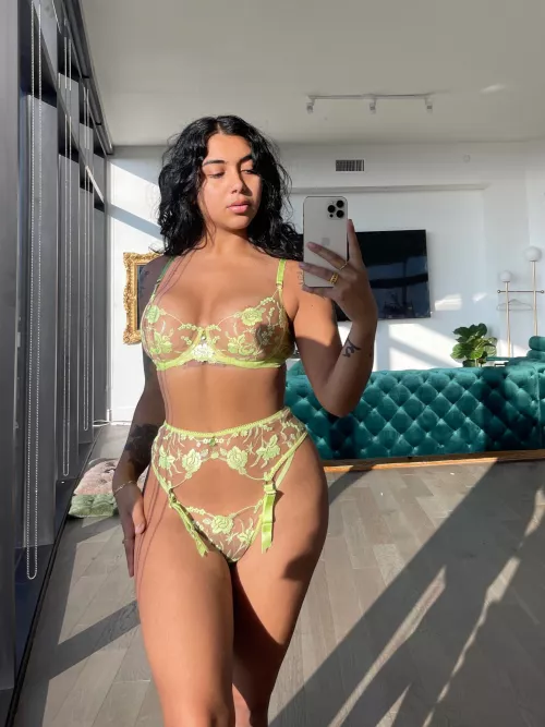 Is this a good first day outfit? by Boomshakhalaka