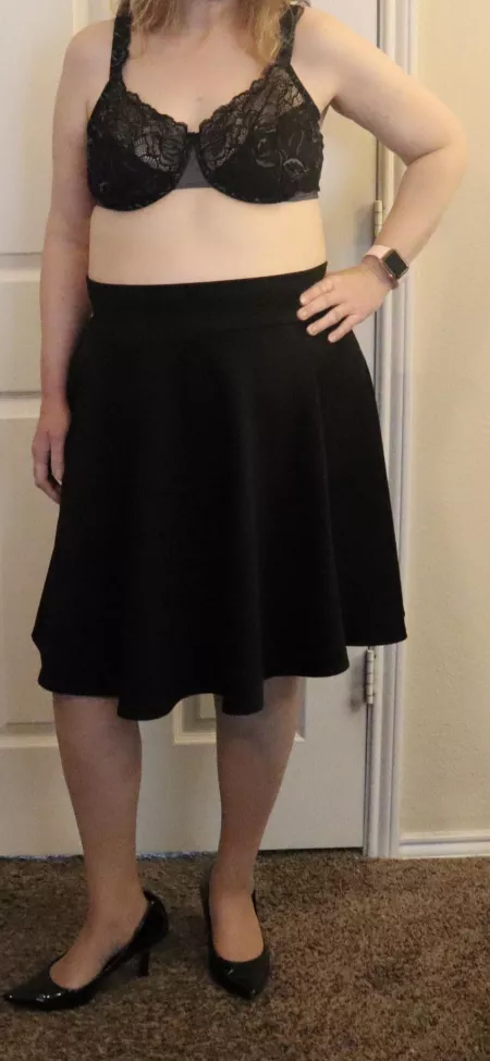 Is This A Good Look On Me 43[F] by SexxyDom