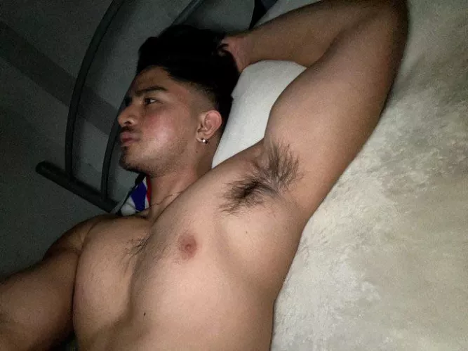 Is this acceptable? Would you dare to sniff? by snathan44