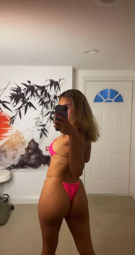 Is this body curvy enough for you? by sydyonce