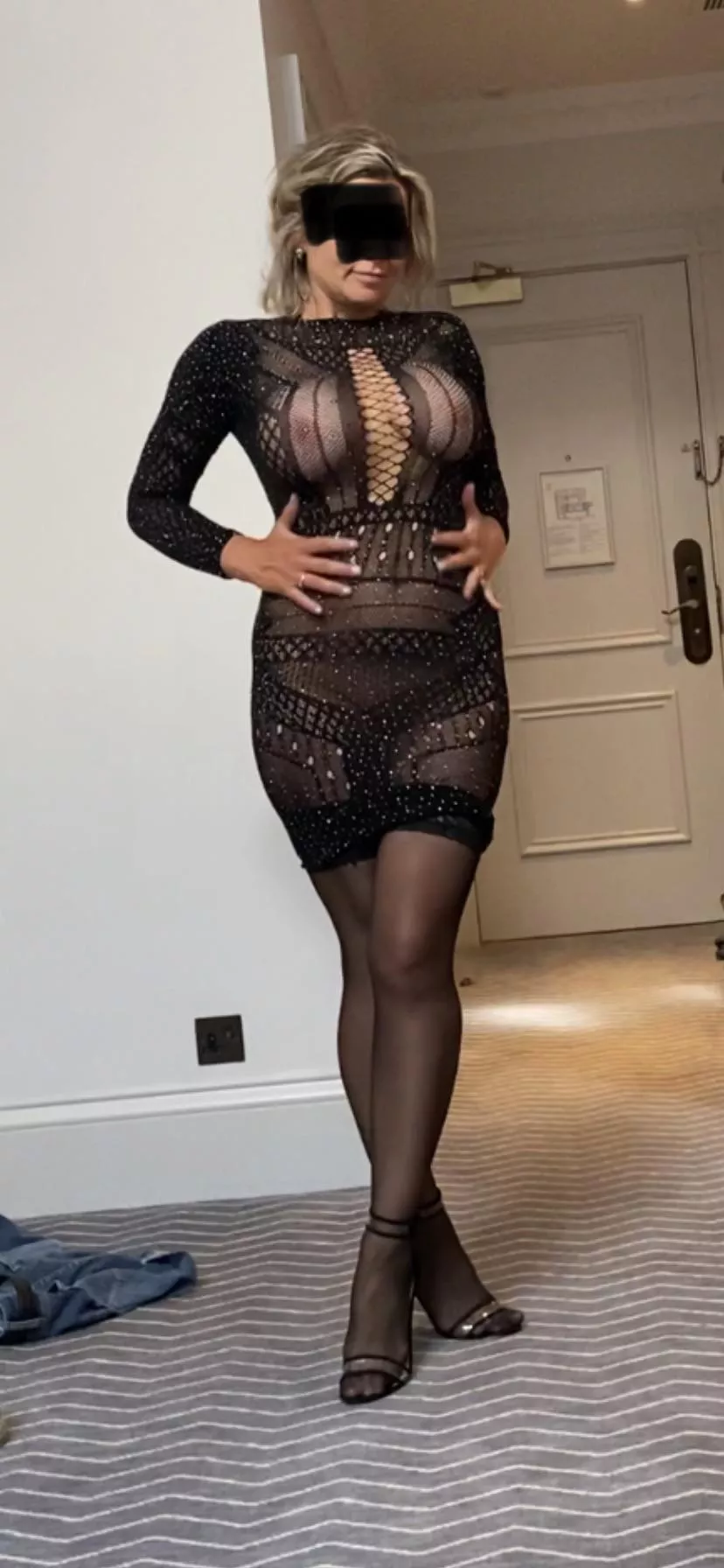 Is this dress acceptable to wear out ? posted by paddyb1979