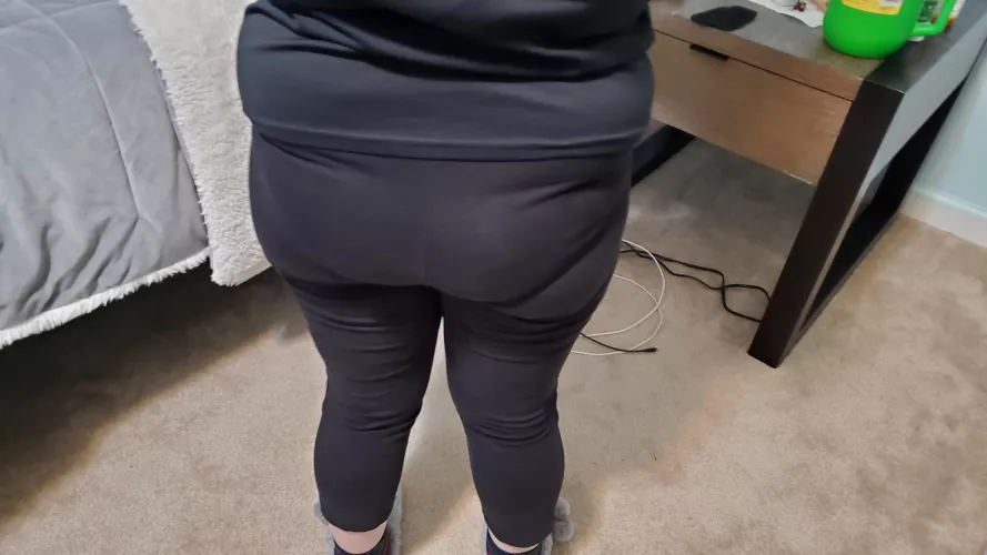 Is this legging or? by azntig3r