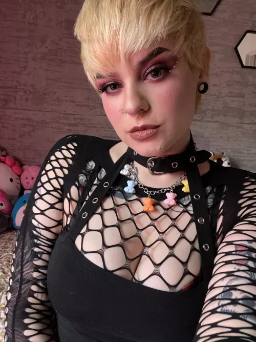 is this outfit too slutty? by itsalbaby