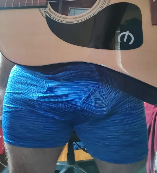 Is this outline rockin? by WadeKavorkey