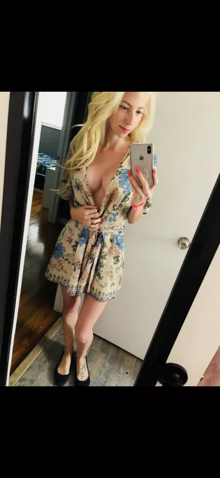 Is this too much cleavage to wear to the mall today? 💋😈 by RealJ3nnaJay