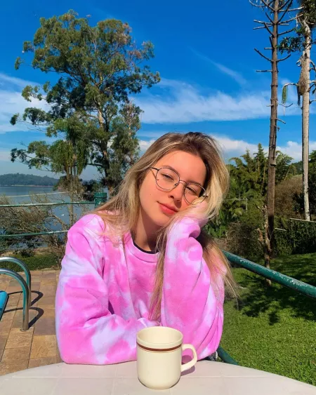 Isabella Prezotto by Blu3Jell0P0wd3r