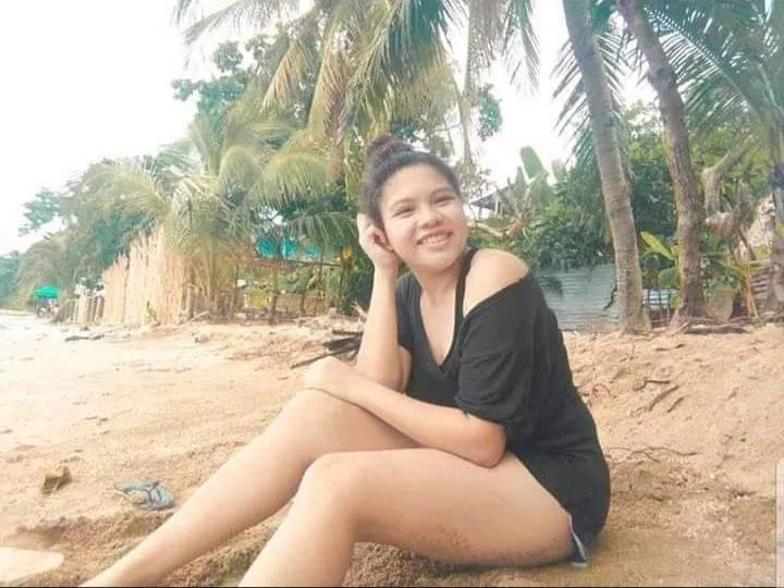 Island girl. posted by Artistic-Way7667