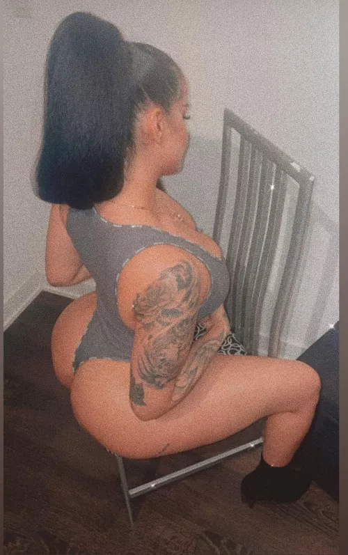 Isn’t rahaf mohammed the sexiest??? 😍🤤🍑 by YourGirlsFavourite