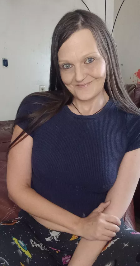 It feel awsome to be braless!!!😉 by livelovli