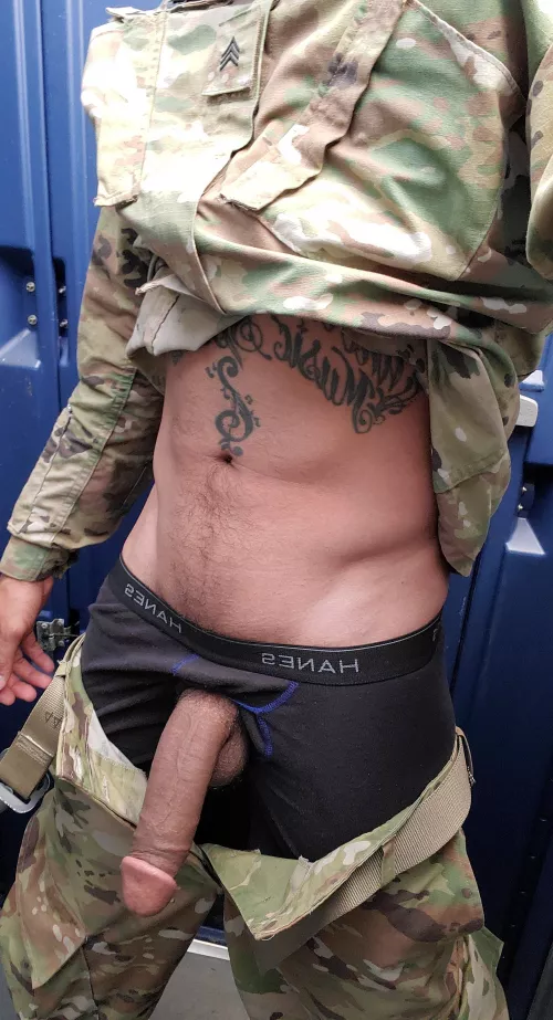 It feels good to be big 😏 by XOSuperman6