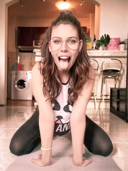 It looks like I enjoy this lion asana a lot 😋 by freshlemony