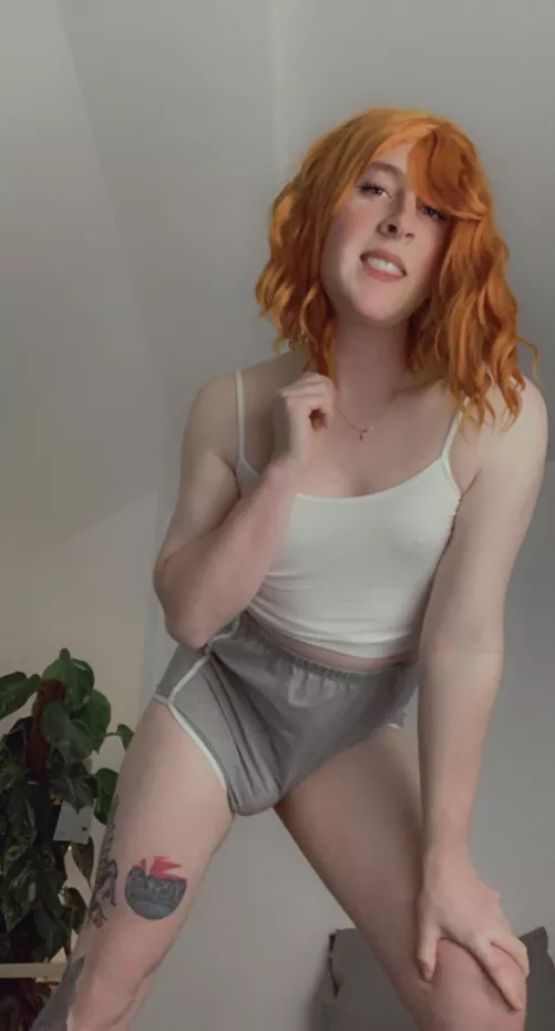 It only just stays in by Trashychav