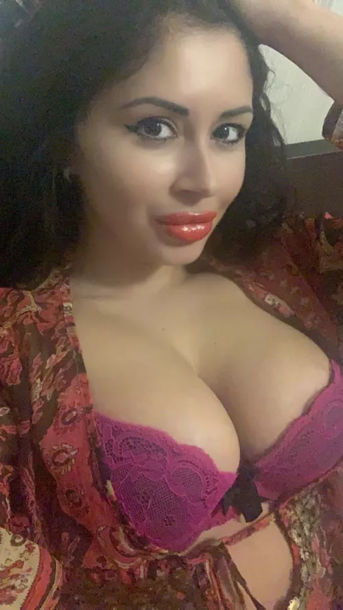 it seems a little outspoken by davihottttdentist