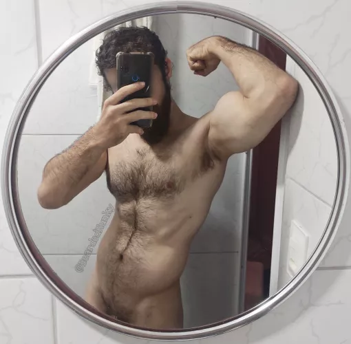 It smells so good after the workout 🤤 by Bearded_Hunky