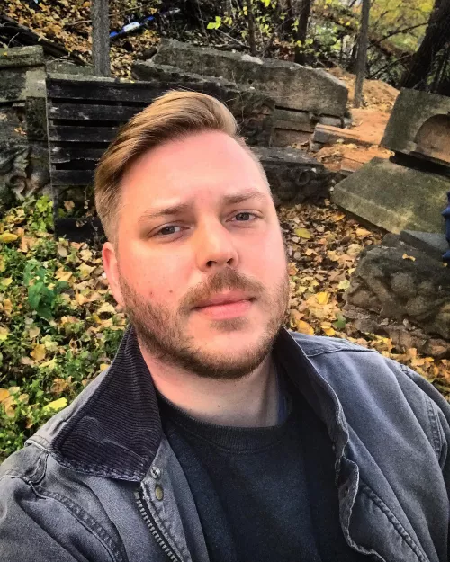 It started snowing a bit here in Minnesota, but I got a haircut by tenglempls